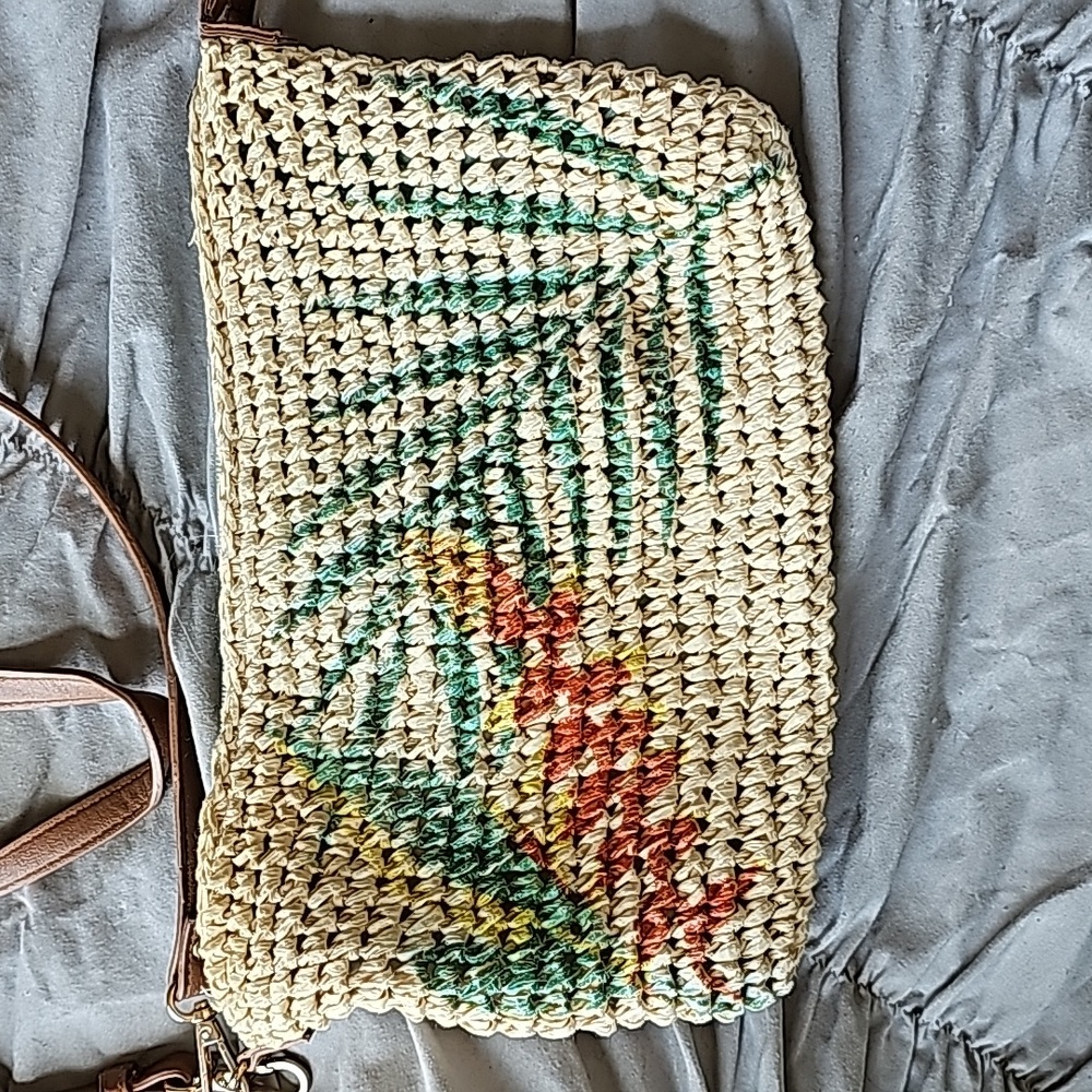 Straw purse - Picture 2 of 8